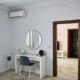 Parfum - Vanity Desk with Mirror